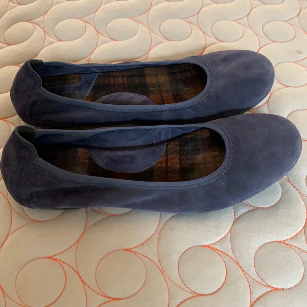 Born Suede Ballet Flats, 8.5